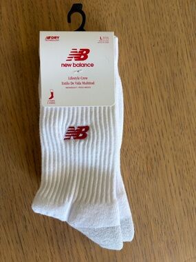 NWT new balance crew socks